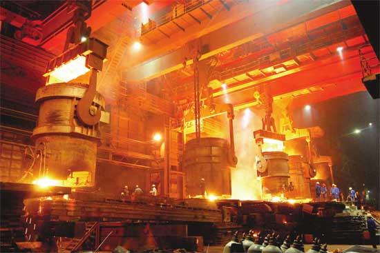 Metallurgi Workshop ved hjælp af Overhead Crane smedning støbning kran